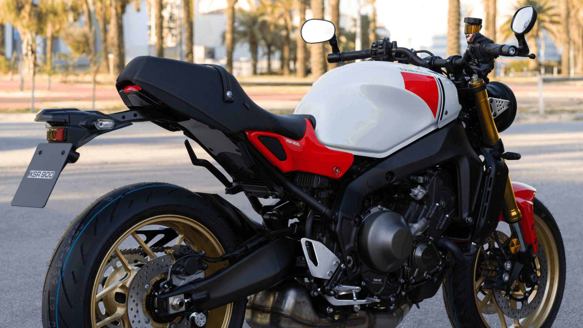 עיצוב רטרו בהשפעת  Yamaha Racing