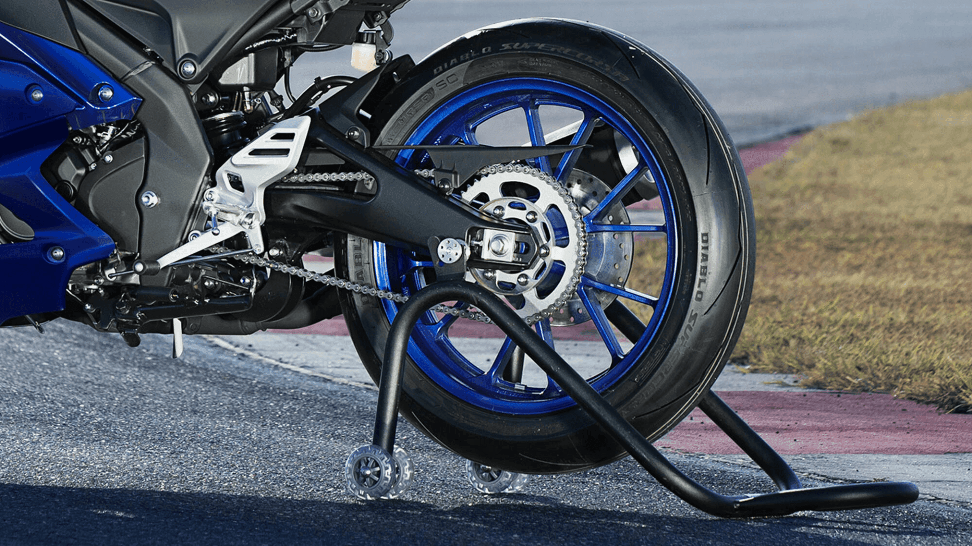צמיג אחורי רחב Michelin Pilot Street